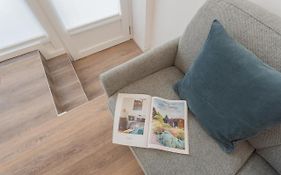 A Step From The Dome Apartment By Rent All Como